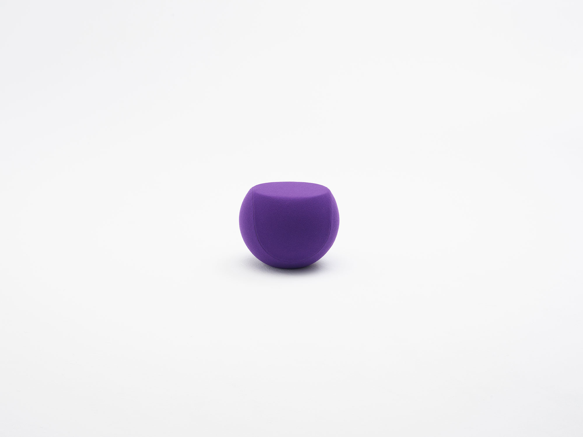 meuble_violet_007_srgb.jpg